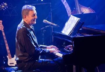Yoni Rechter (21:00)
